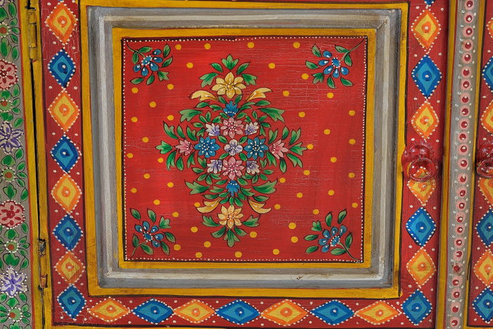 Giner y Colomer Aparador Madera de Mango y MDF Pintado a Mano 3 Cajones 3 Puertas Multicolor